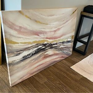 Beautiful Wall Art Canvas! Textured drip marble with gold finishes.